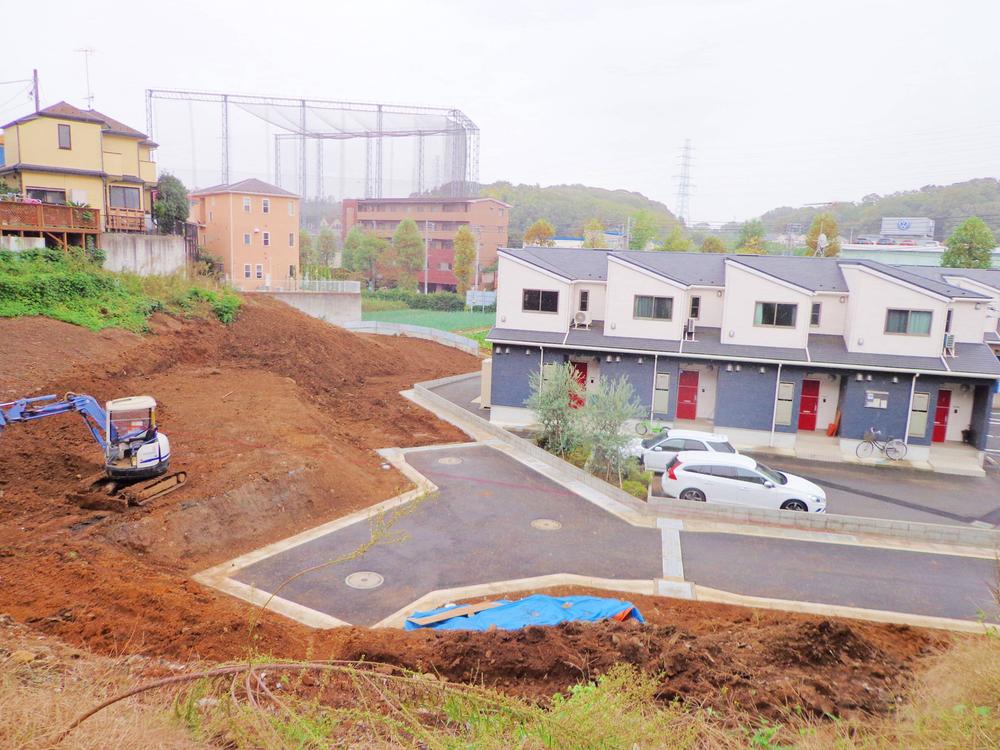 Local photos, including front road. Views of local south. There is no obstacle, View is good per yang. Local (10 May 2013) Shooting