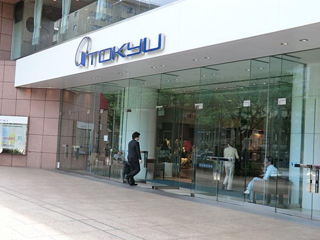 Shopping centre. Department store of 2260m Tama Plaza Station directly connected to Tama Plaza Tokyu Department Store. You can occasionally go in the hallway also to the plaza terrace.