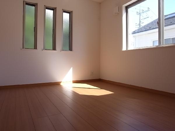 Non-living room. 2 Kaiyoshitsu