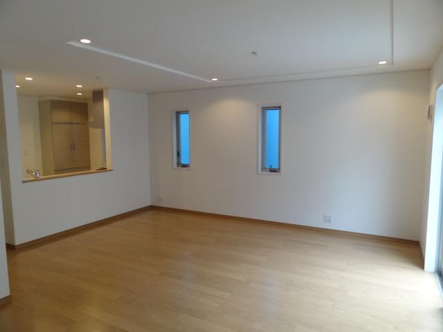 Same specifications photos (living). Same specifications LDK