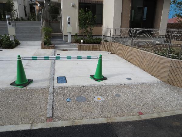 Parking lot. Is parking.