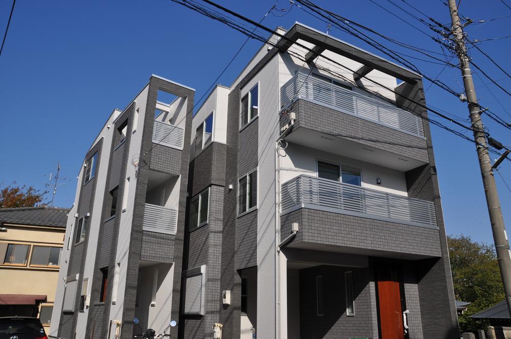 Local appearance photo