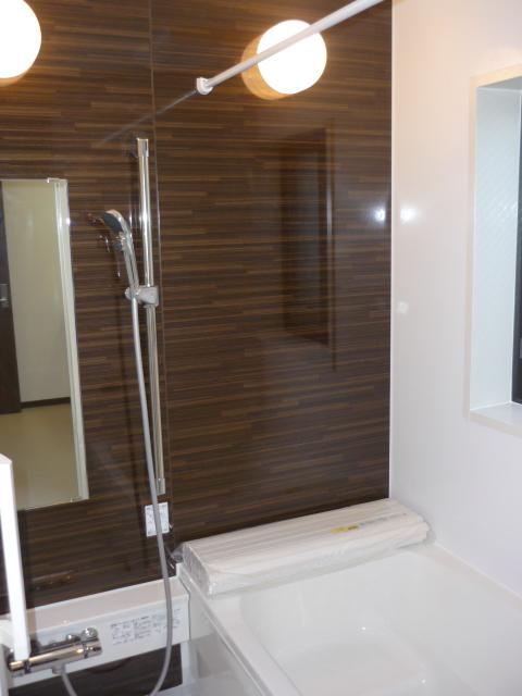 Bathroom. 6 Building room (November 2013) Shooting