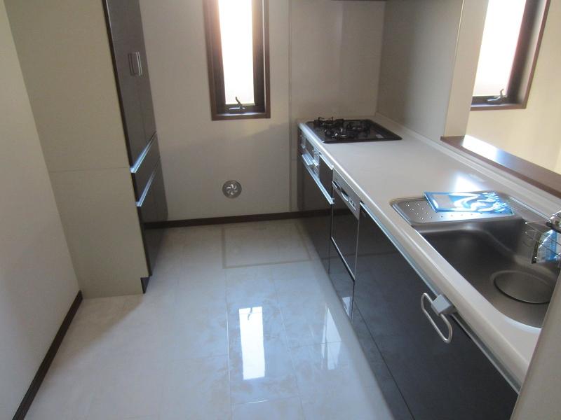 Kitchen. Cup board is standard equipment