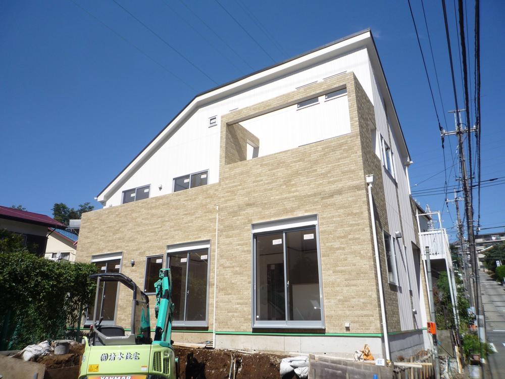 Other local. We vacant south about 8m.