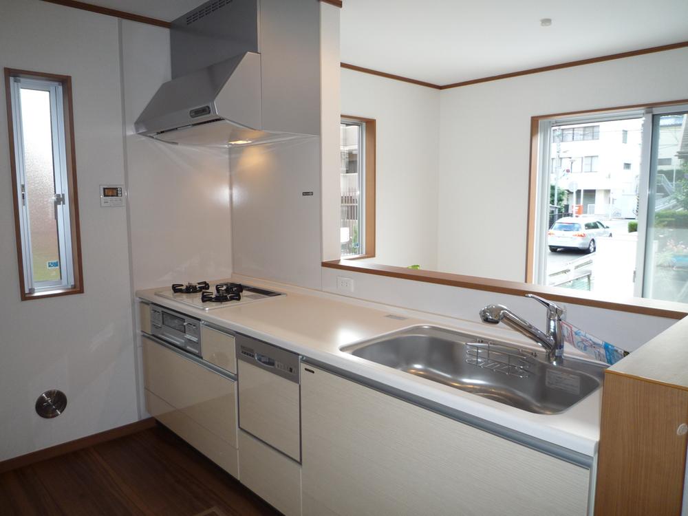 Kitchen. Dishwasher ・ Faucet integrated faucet system Kitchen 2550