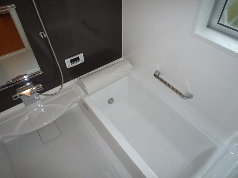 Bathroom. 1616 type ・ Bathroom with heating dryer