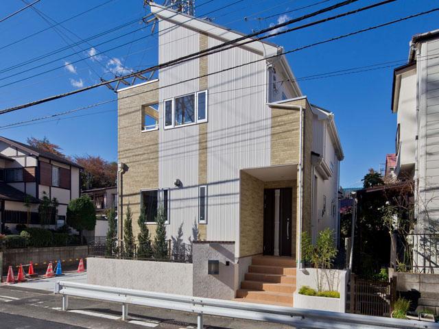 Other local. Local (12 May 2013) Shooting