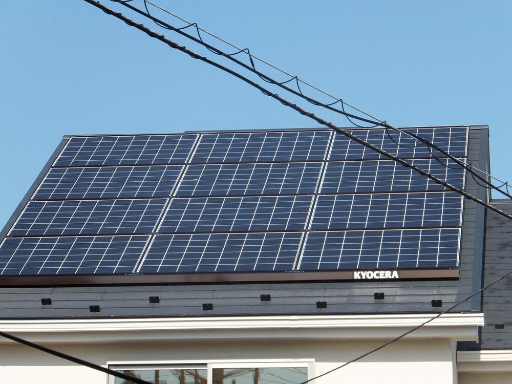 Local appearance photo. Local site (October 2013) Shooting It is already the solar panel installation.