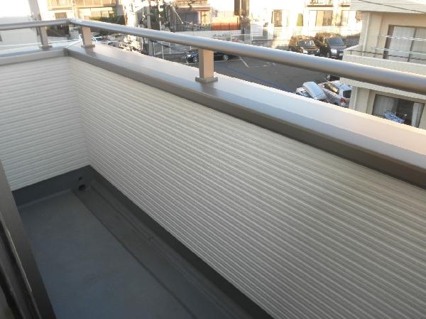 Balcony. Balcony two places, Image was taken from the second floor. (2013 December 21 shooting)