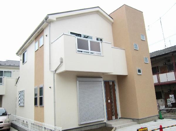 Local appearance photo. Is a positive per good on the south-facing.