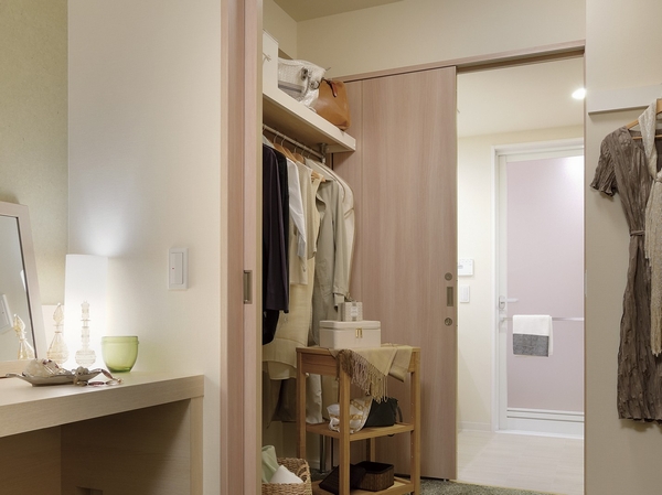 Multi-walk-through closet