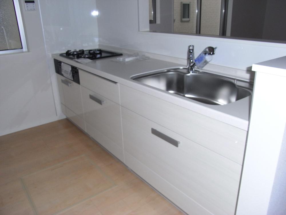 Kitchen. C Building Indoor (December 10, 2013) Shooting It is a popular counter kitchen