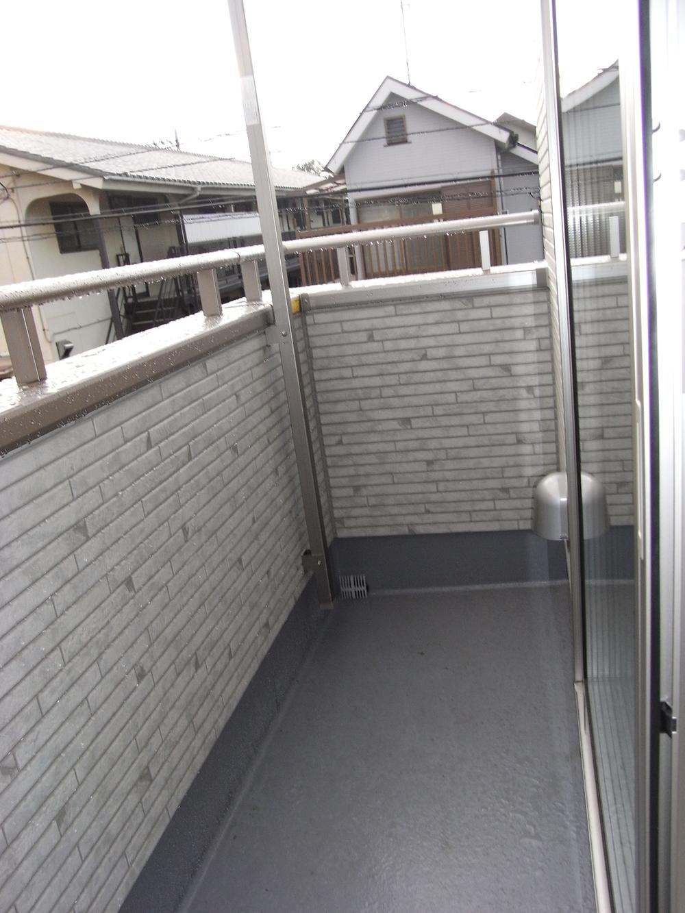 Balcony. C Building Local (December 10, 2013) Shooting