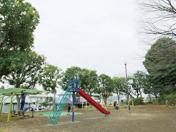 Surrounding environment. Arima home park (about 770m ・ A 10-minute walk)