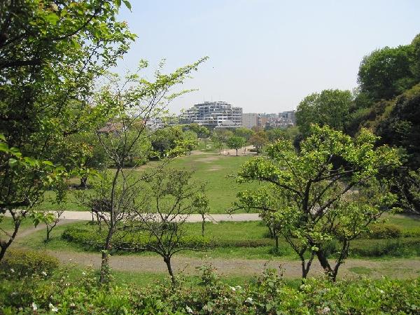 park. 750m until Yamada Fuji Park