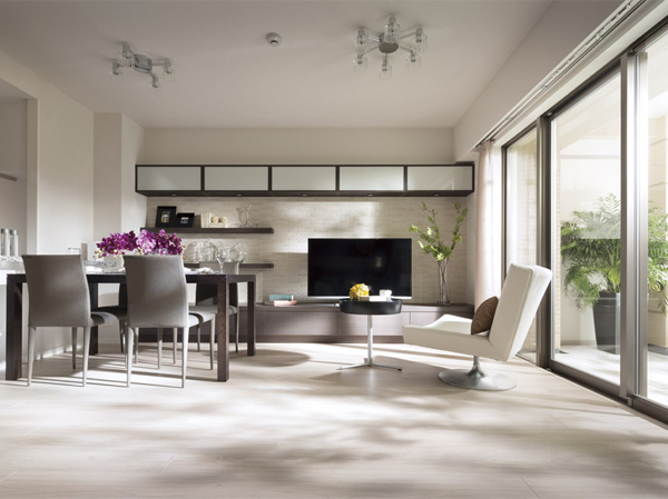 Living.  [living ・ dining] Spend the time to live it is spacious, A comfortable, Living, easy-to-use space ・ dining. (Model Room F type)