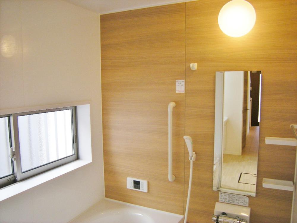 Bathroom. Window There bathroom