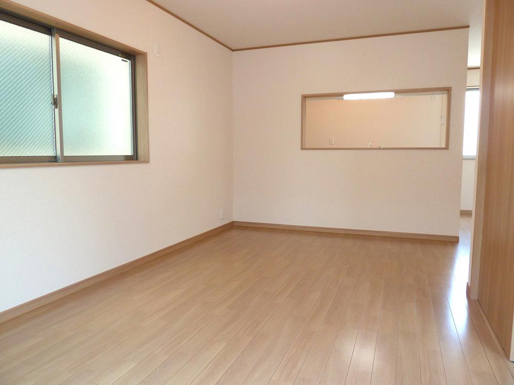 Same specifications photos (living). (1 Building) same specification