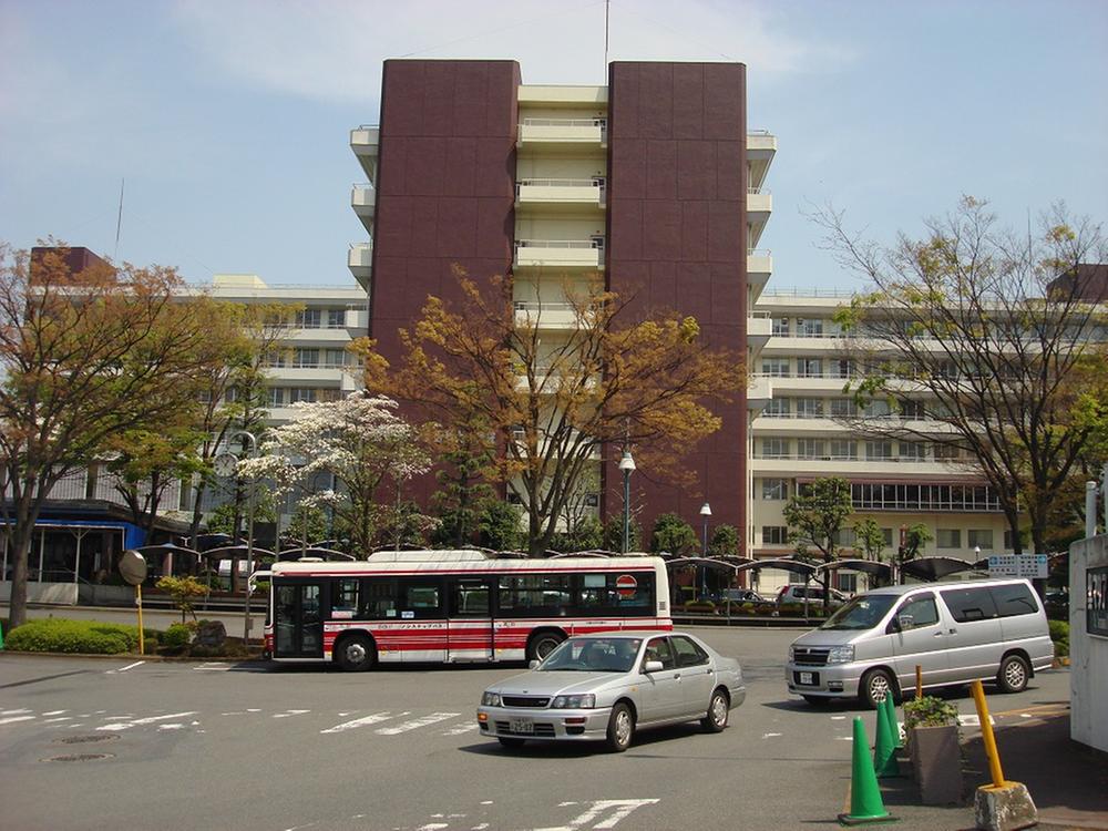 Hospital. Marianna to medical school 800m here speaking of the hospital around this. Since there is also emergency reception please hurry When the condition becomes worse. 