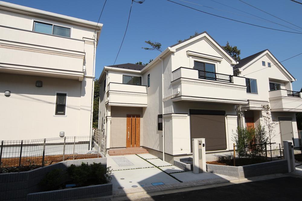 Local appearance photo. ● photograph also, I think you can see but you can see that the sun is plug and Shanshan Ne.