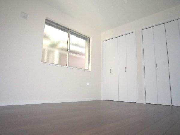 Non-living room. First floor service room