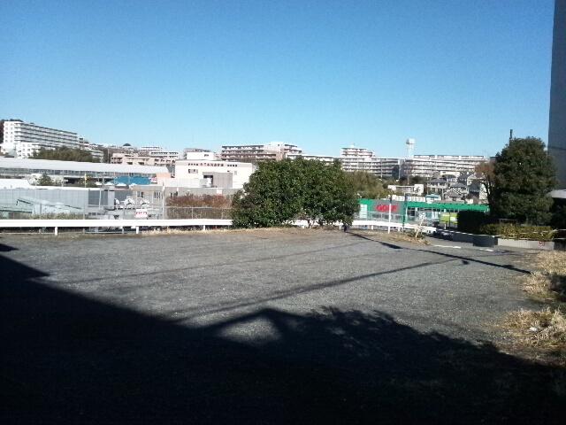 Local appearance photo. Local (12 May 2013) Shooting