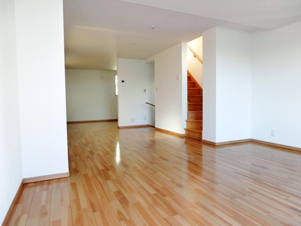 Living. Building 3 Living