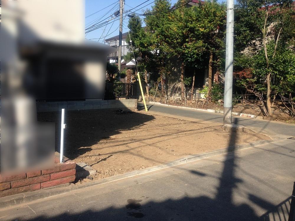 Local appearance photo. Local (11 May 2013) Shooting