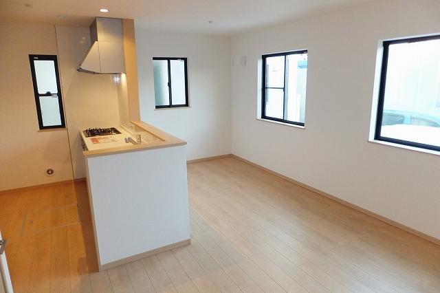 Living. Indoor (December 6, 2013) Shooting