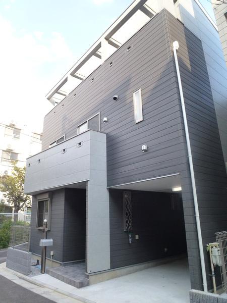 Local appearance photo. Local appearance (1 Building: 2013 November shooting)