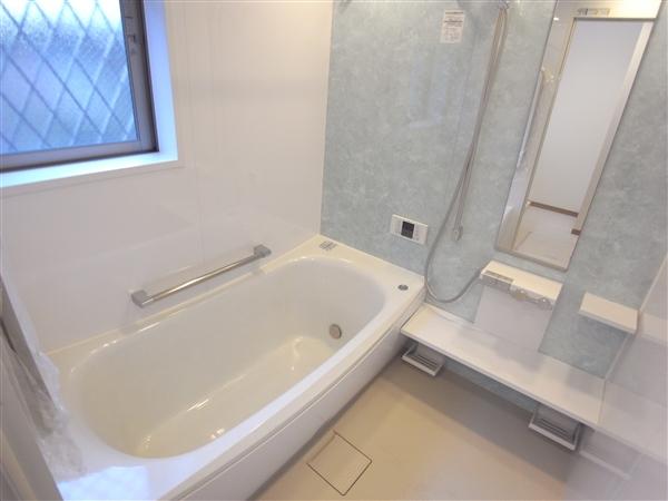 Bathroom. Bathroom 2013 / 12 shooting