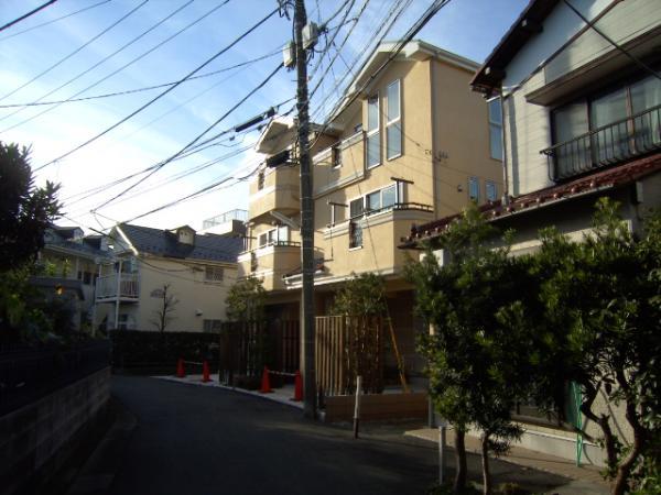 Local appearance photo