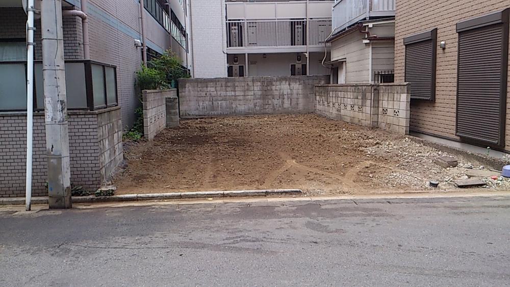 Local land photo. Local (10 May 2013) Shooting