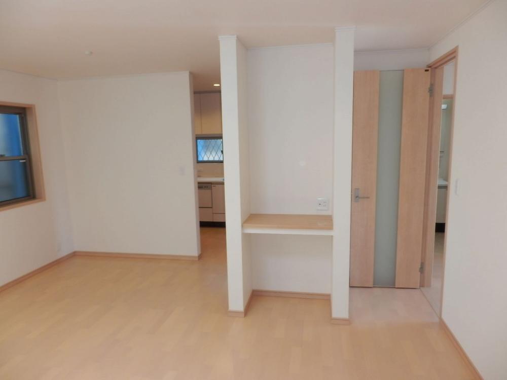 Same specifications photos (Other introspection). The company specification example Living photo