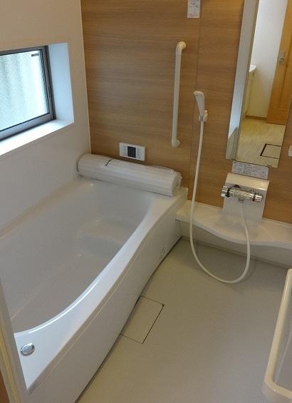 Bathroom. Loose Hitotsubo type bus to heal fatigue of the day!