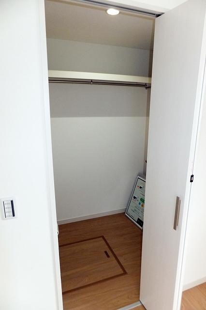 Receipt. Indoor (May 28, 2013) Shooting