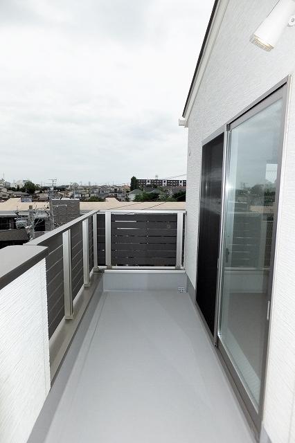 Balcony. Indoor (May 28, 2013) Shooting