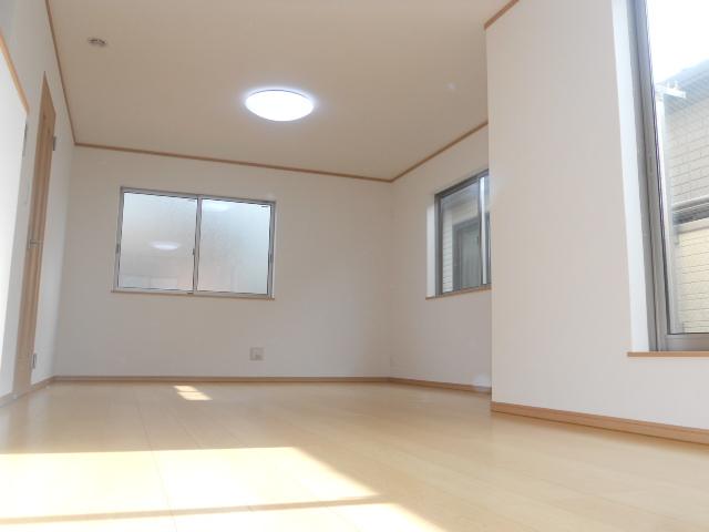 Living. LDK stuck to the open feeling and daylighting