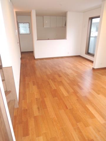 Living. Second floor ・ Open living