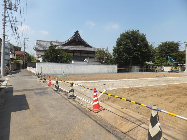 Local photos, including front road