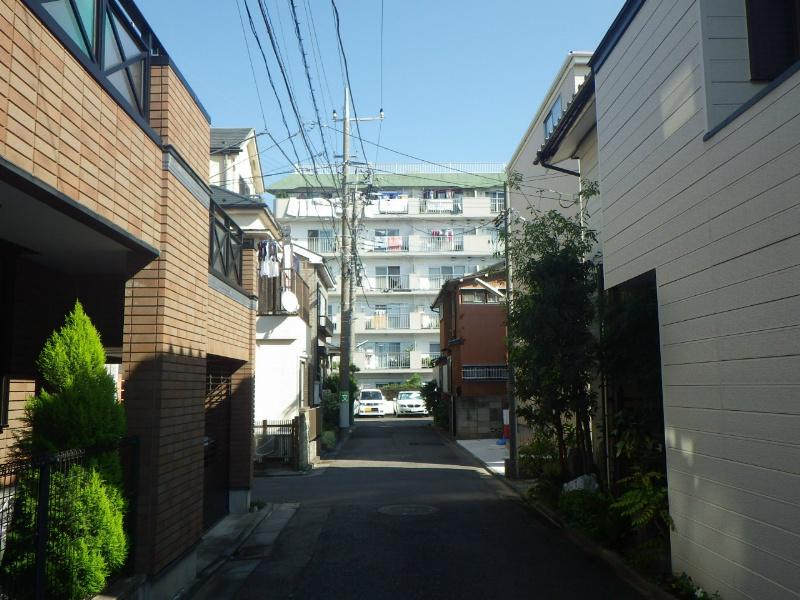 Local photos, including front road. Frontal road