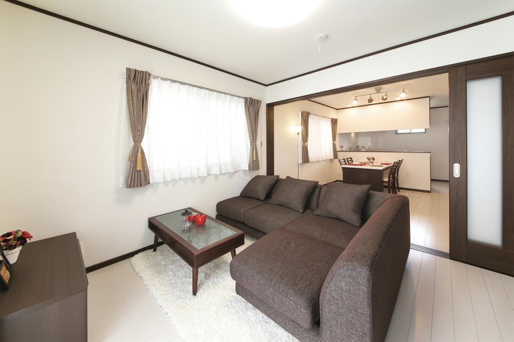 Living. Indoor (10 May 2013) Shooting