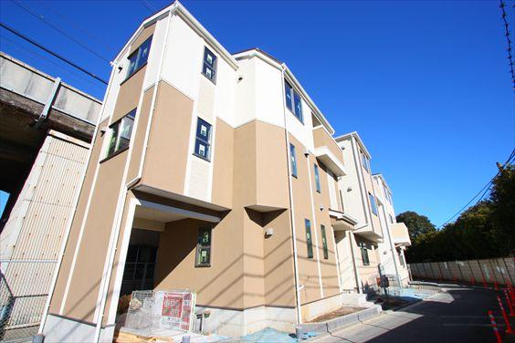 Local photos, including front road. 4 Building