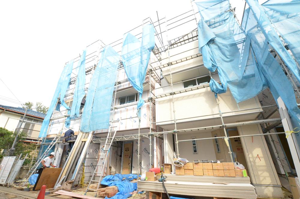 Local appearance photo. Local (10 May 2013) Shooting