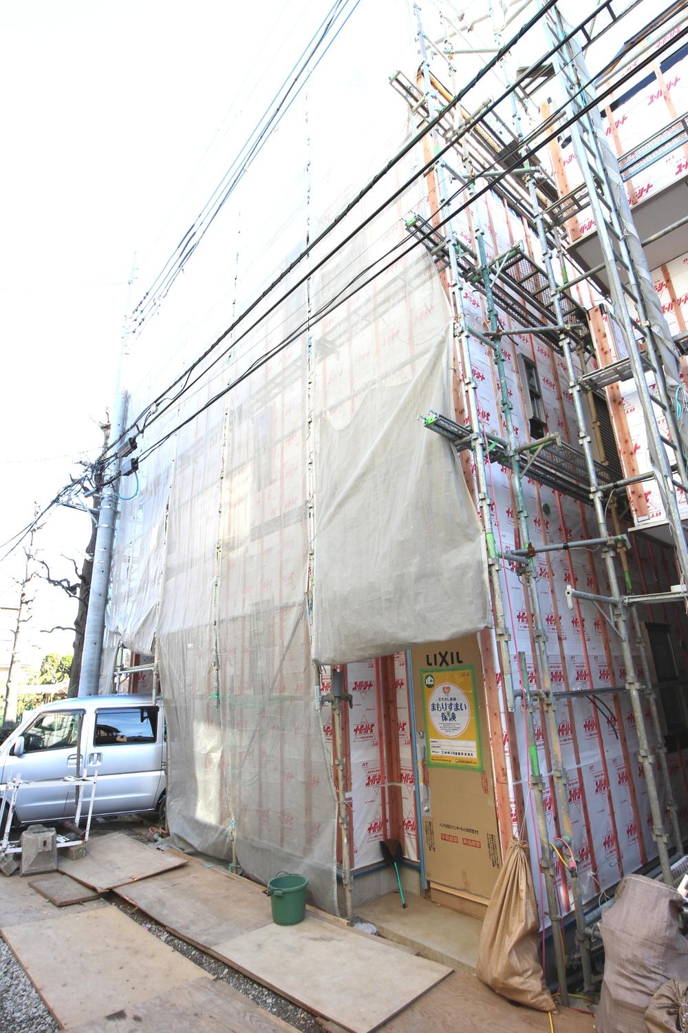 Local appearance photo. Local (12 May 2013) Shooting