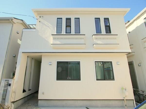 Local appearance photo. It is equipped quiet residential area of ​​the location and convenient living environment