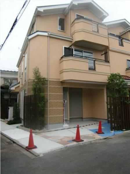 Local appearance photo