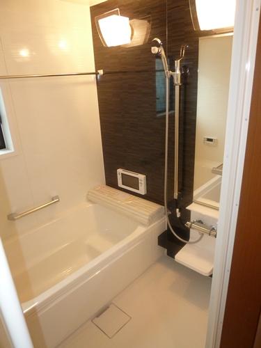 Same specifications photo (bathroom). Same specifications