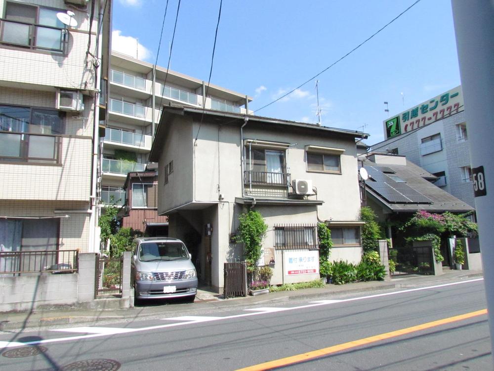 Local land photo. South road per day is good